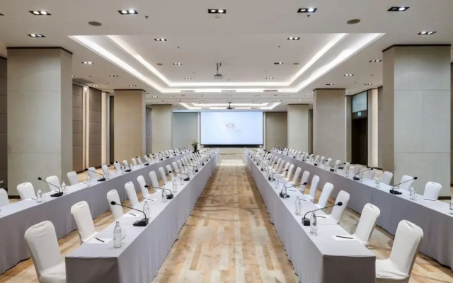TK Palace Hotel & Convention