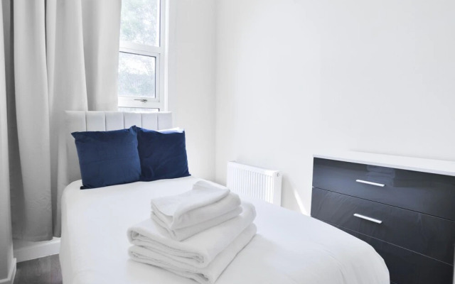 Studio Apartment In Euston