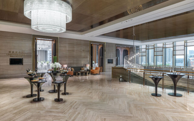 Pullman Haining