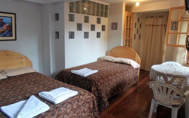 Villa Betty Hostal B&B