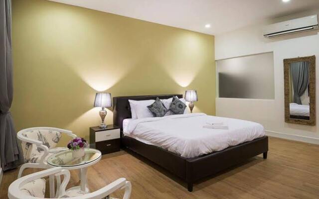 La Palm Serviced Apartment