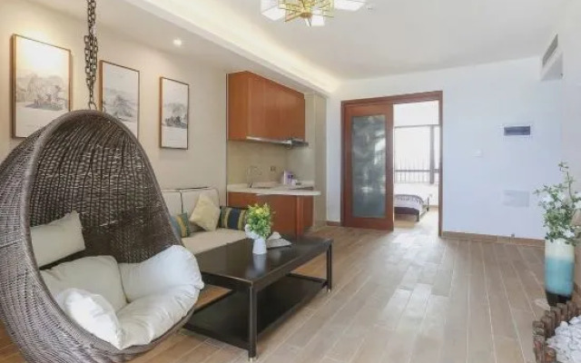 Chaoyushi Sea View Apartment