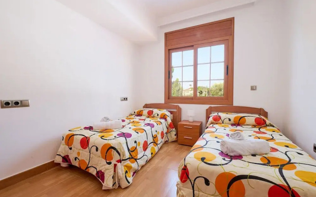 Marina in Blanes With 6 Bedrooms and 4 Bathrooms