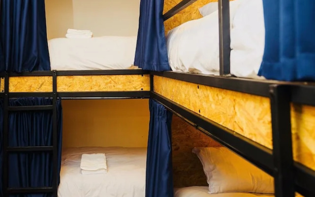 Saqray Hostel