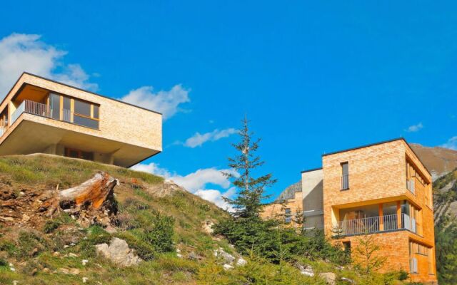 Gradonna Mountain Resort (KAX101)