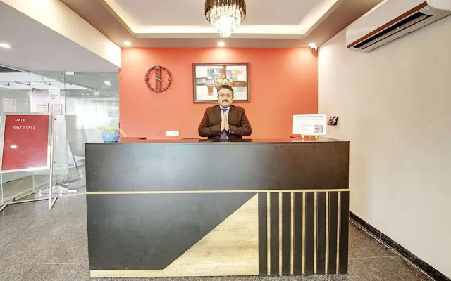 Saltstayz Select - Huda City Center