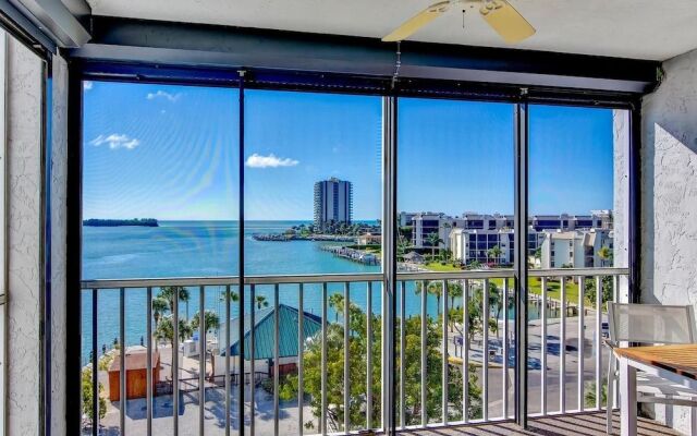 Eagle Cay Building 5-602