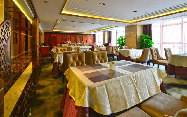 Lucky Holiday Hotel