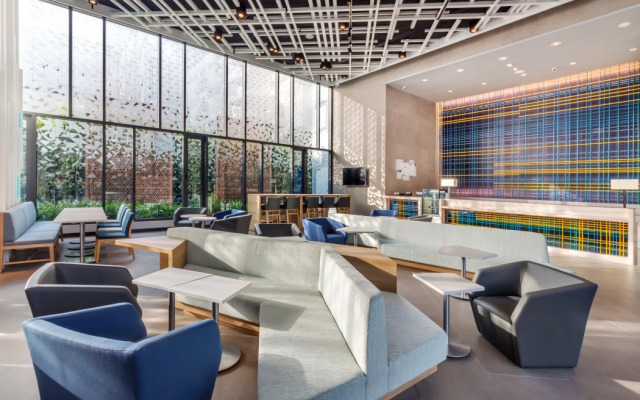 Holiday Inn Express Bangkok Soi Soonvijai by IHG