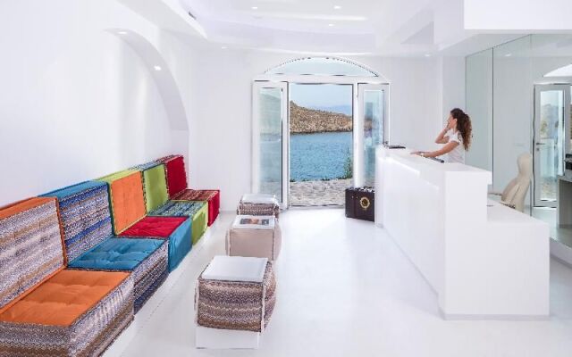 Casa Del Mar Resort