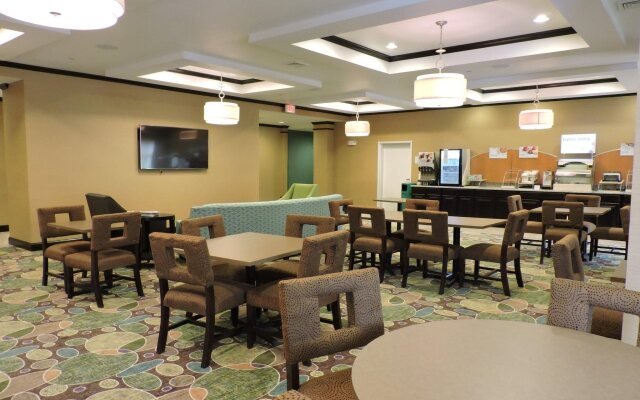 Holiday Inn Express & Suites Montgomery by IHG