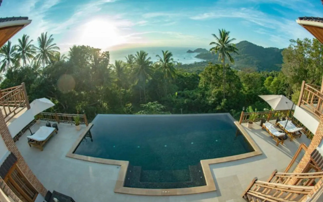Perfect View Pool Villa