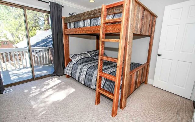 Bluebird Bear 1549 by RedAwning