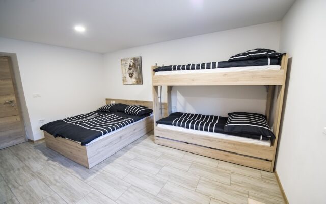 Guesthouse Urša in Preddvor, Slovenia from 69$, photos, reviews - zenhotels.com