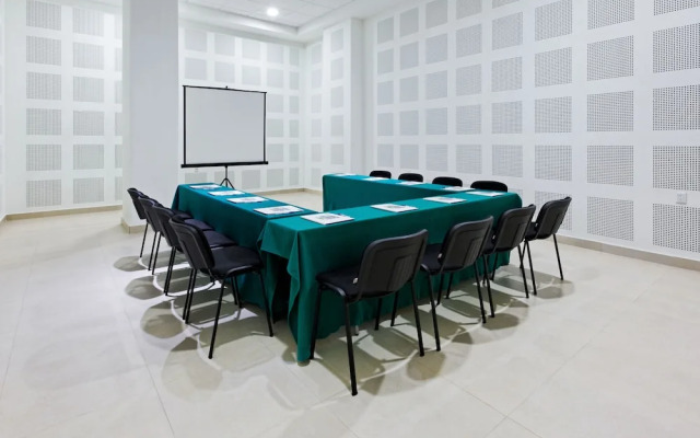 Holiday Inn Express Manzanillo