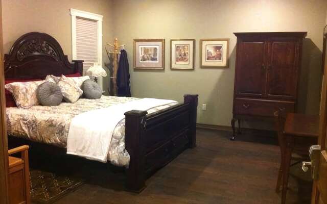 Noble House Suites