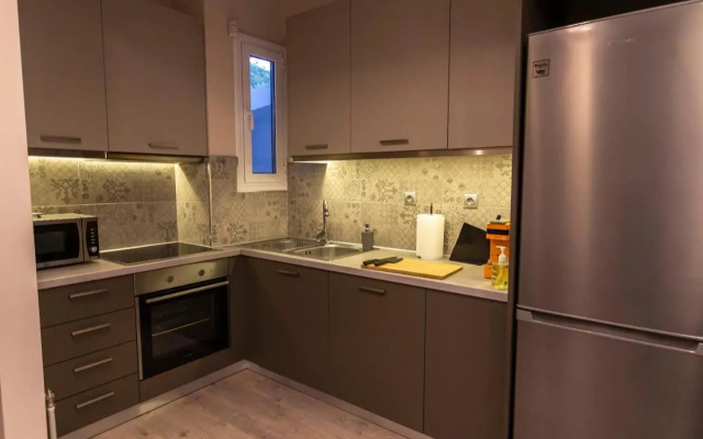 Luxury apartment 10’ from the center!