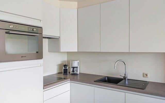Stunning Apartment in Oostende With Wifi and 2 Bedrooms