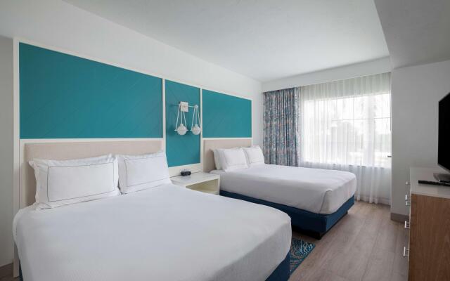 DoubleTree Suites by Hilton Naples
