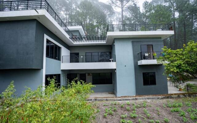 Goroomgo Kanwal Hotel and Resort NAINITAL