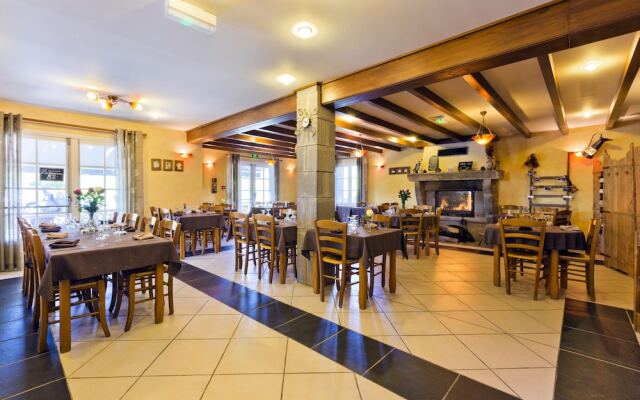 Logis Hotel L'auberge Du Bougnat