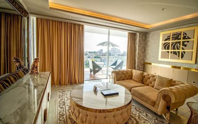 No 1 Oxford Street Hotel And Suites