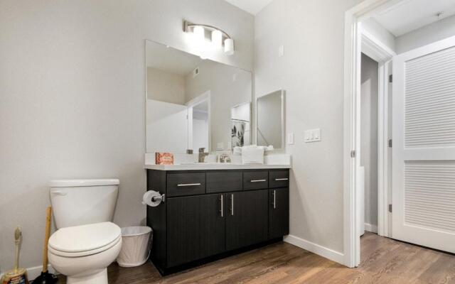 Bluebird Suites near Facebook HQ