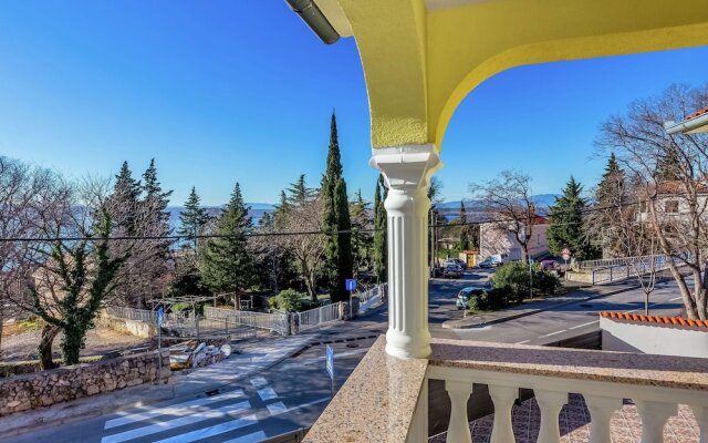 Charming Home With Swimming Pool and Beautiful Covered Terrace