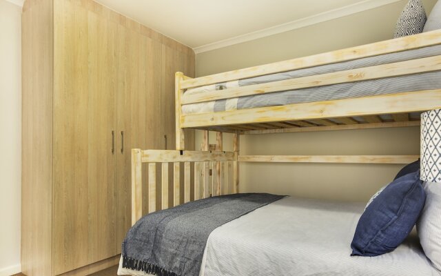 Azure 213 On Big Bay