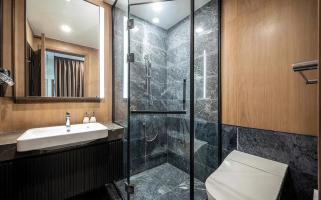 Bluesky Lumiere Riverside Luxury