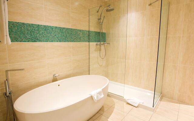 Crowne Plaza Hotel Blanchardstown by IHG