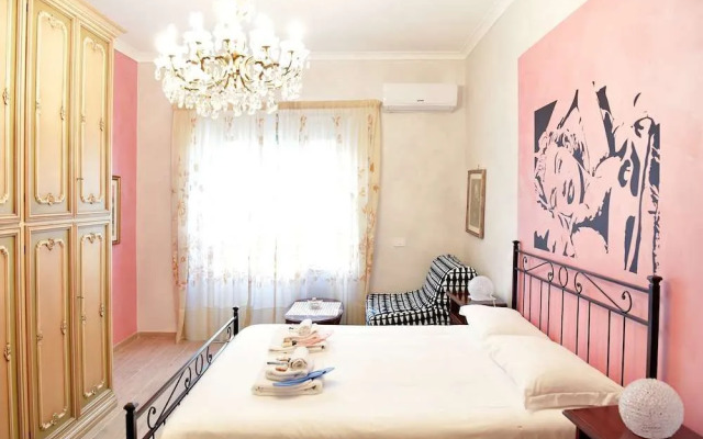 IzzHome La Signorina