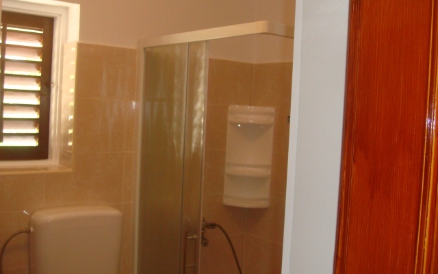 Apartment Marin - comfortable apartment near sea: A1 Vinisce, Riviera Trogir