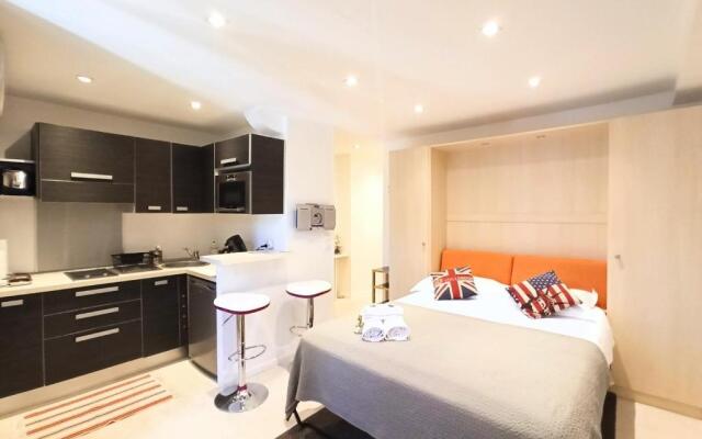 Viva Riviera - 19 Rue Des Frères Pradignac