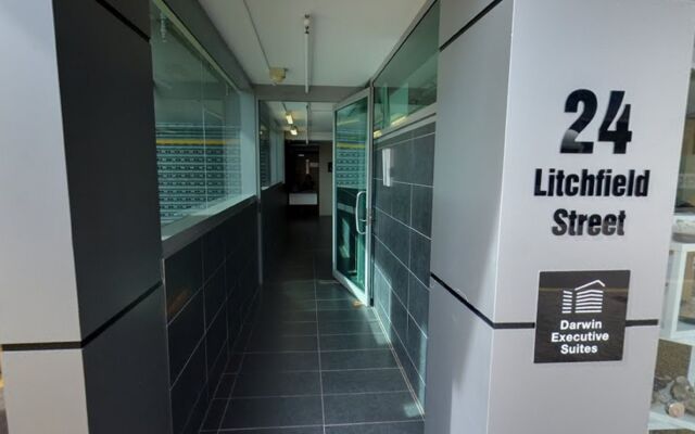 Darwin Executive Suites & FREE CAR