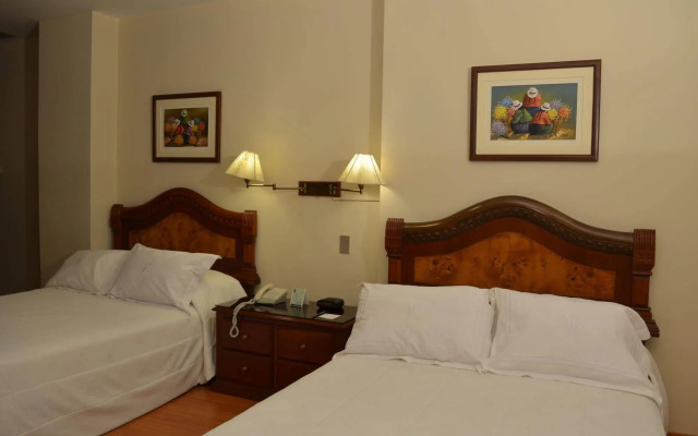 Miraflores Colon Hotel