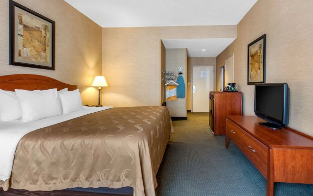 Quality Inn & Suites Benton - Draffenville