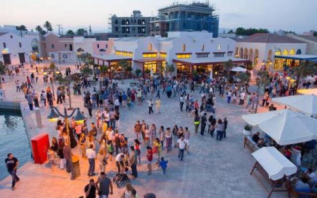 Sea Front & City Center, Amazing Sea View