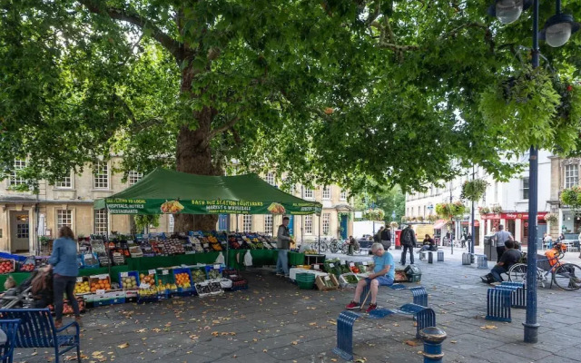 Dream Stays Bath - Kingsmead Street