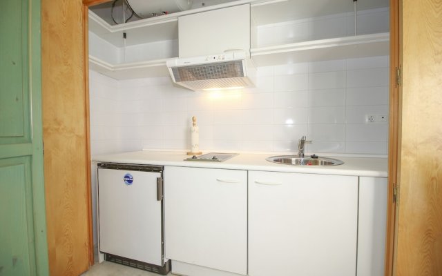 Beautiful 3 Bedroom Apt Alfalfa