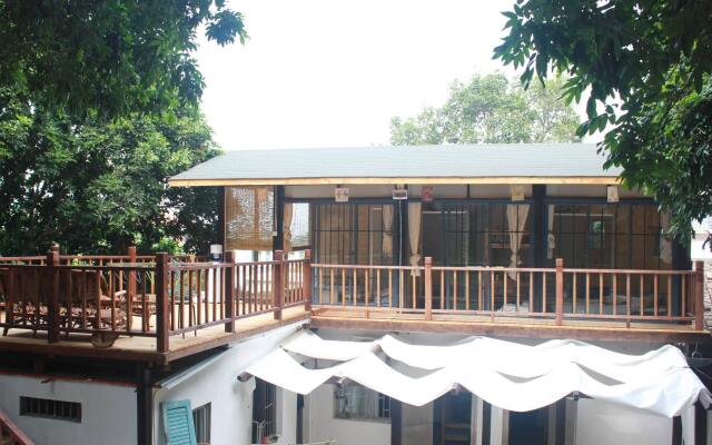 Mushishi Youth Hostel Forest House On The Island