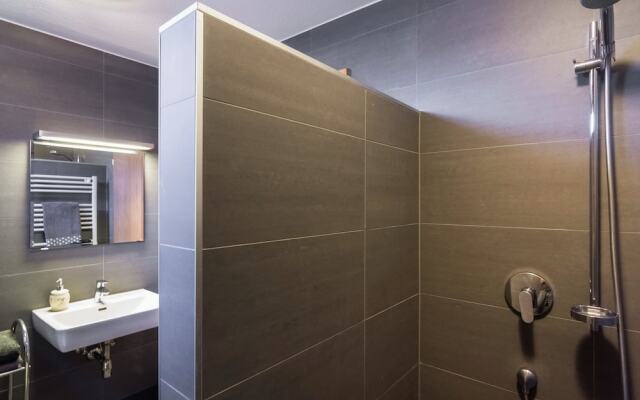 Luxurious Holiday Home With Terrace in Tyrol