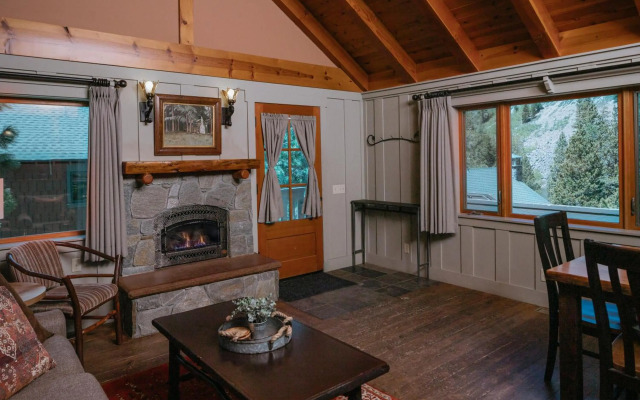 Tamarack Lodge and Resort