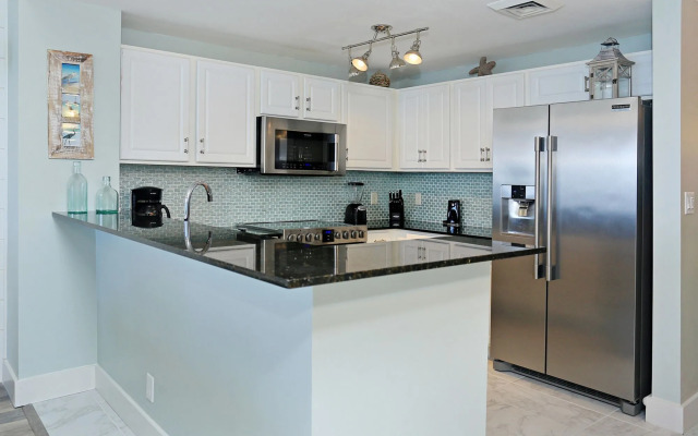 Calypso 1204E 116588 by RedAwning