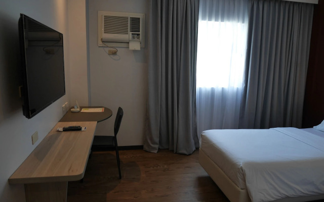 Circle Inn - Hotel & Suites