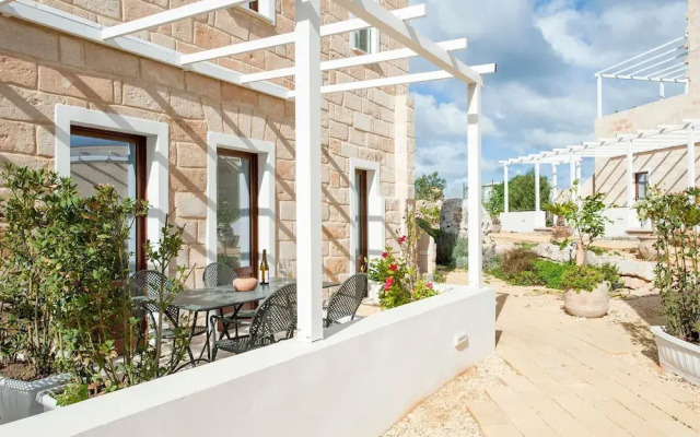 Historic Holiday Home in Favignana With Garden