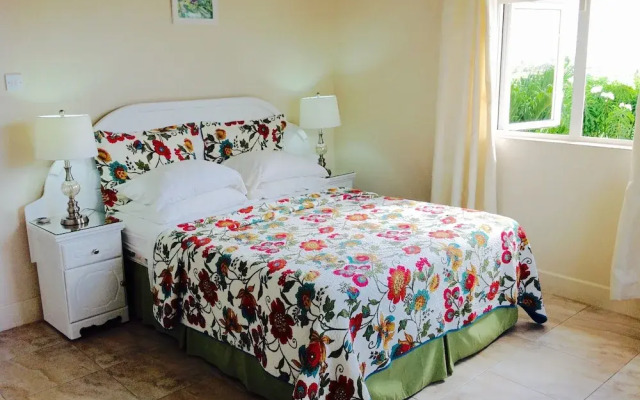 Remarkable 3-bed Villa in Christ Church