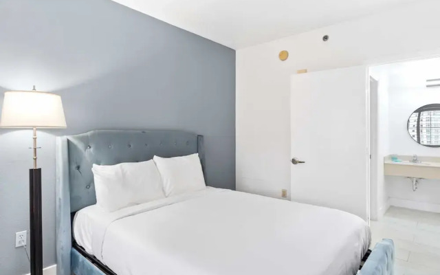 7601 Canada Avenue #502