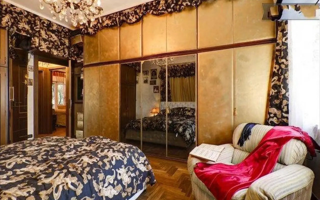 Romantic & Artistic Apartment