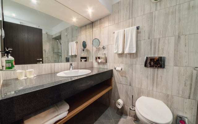 Holiday Inn Bucharest - Times
